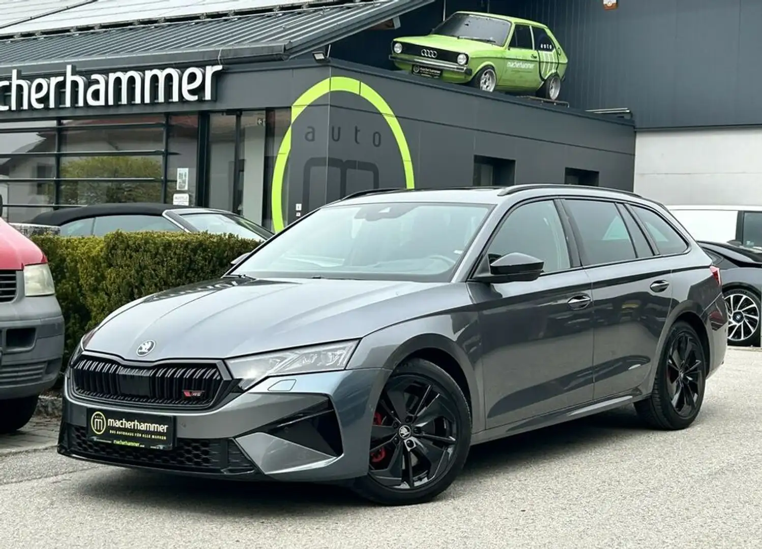 Skoda Octavia RS *LED*ACC*HUD*PANO*KEYLESS*18'' Grau - 1