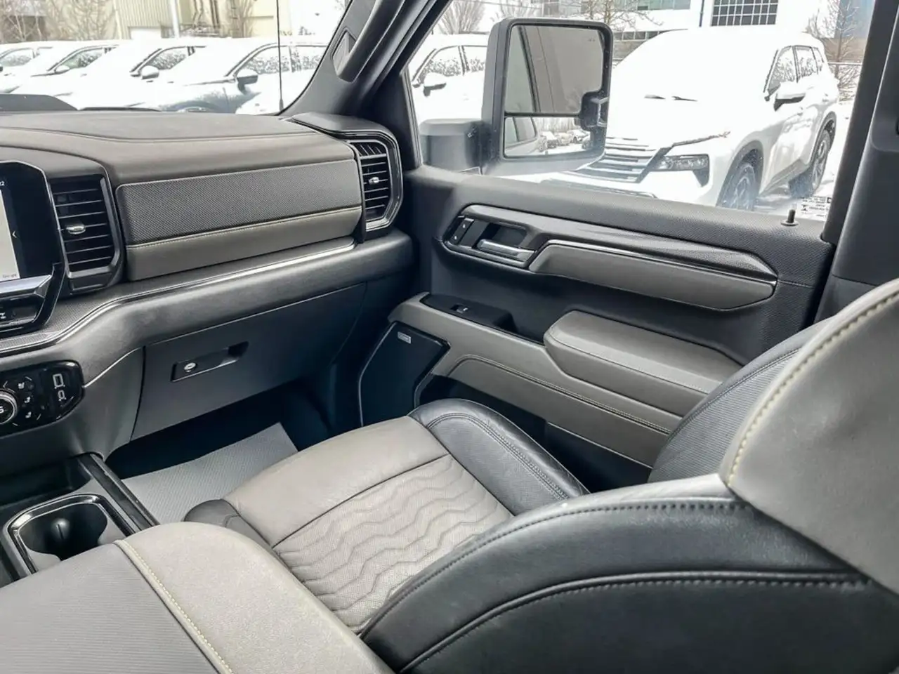 Chevrolet Silverado 1500 снимка Chevrolet Silverado 1500
