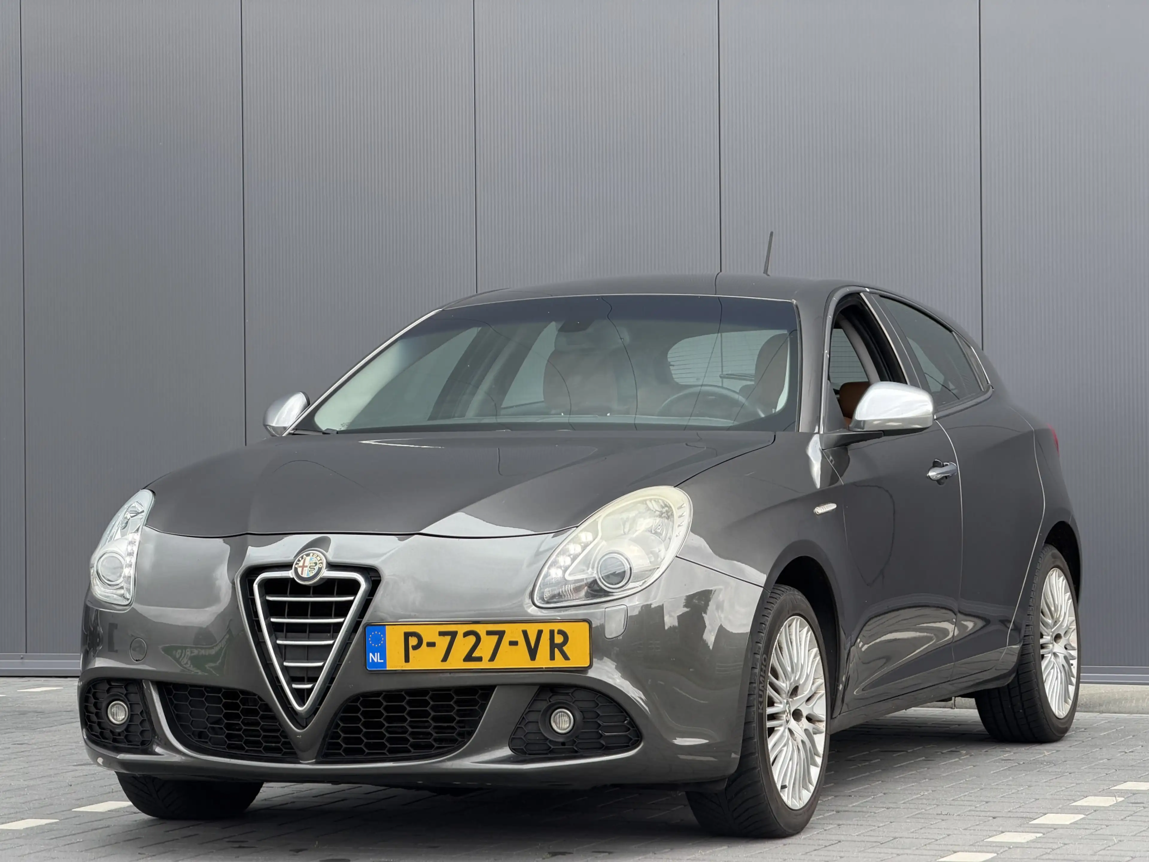 Alfa Romeo Giulietta 1.4 T Distinctive | Nieuwe APK | Leder | Cruise | — photo 13