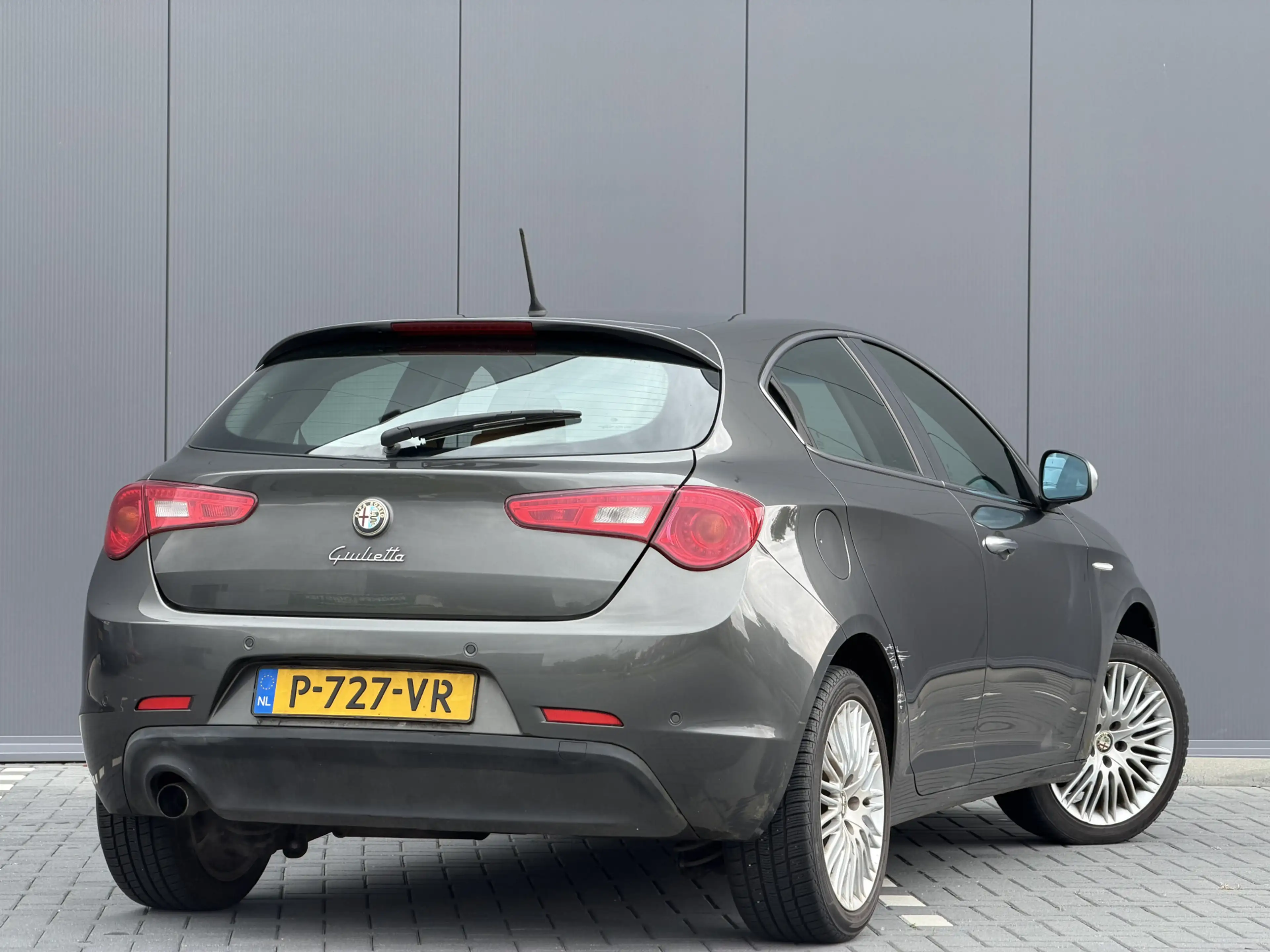 Alfa Romeo Giulietta 1.4 T Distinctive | Nieuwe APK | Leder | Cruise | — photo 2