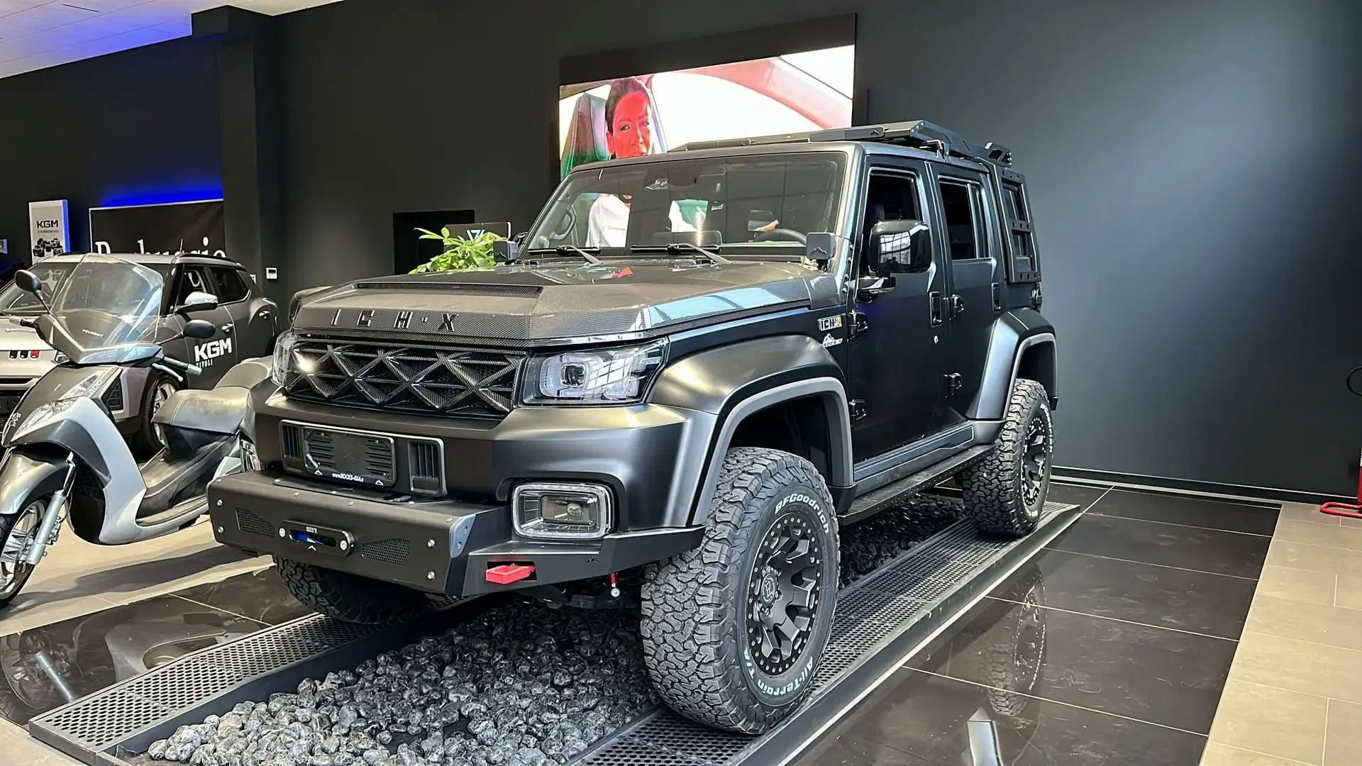 ICH-X K2 K2 2.0 Turbo Diesel 4x4 ROCK'S EDITION Schwarz - 2