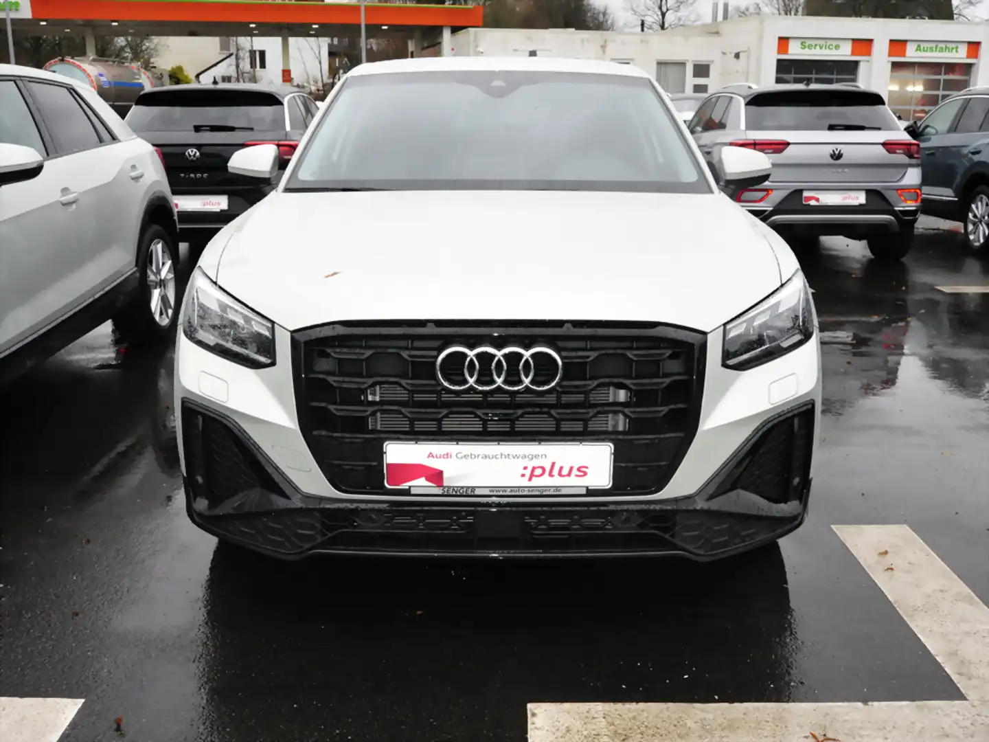 Audi Q2 35 TFSI S line Matrix LED AHK Kamera Silber - 2