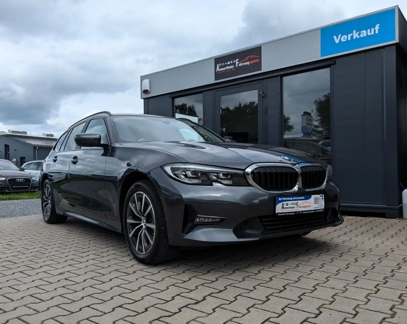 BMW 318 d Mild Hybrid Advantage (EURO 6d) 318 d Mild-Hybri Grigio - 2