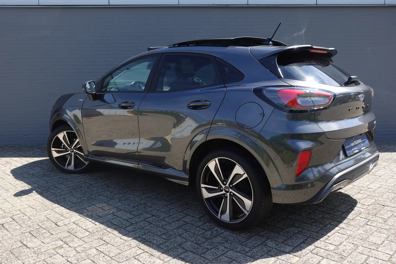 Ford Puma 1.0 EcoBoost Hybrid ST-Line X NAV | A. CAM | PANO Grijs - 2