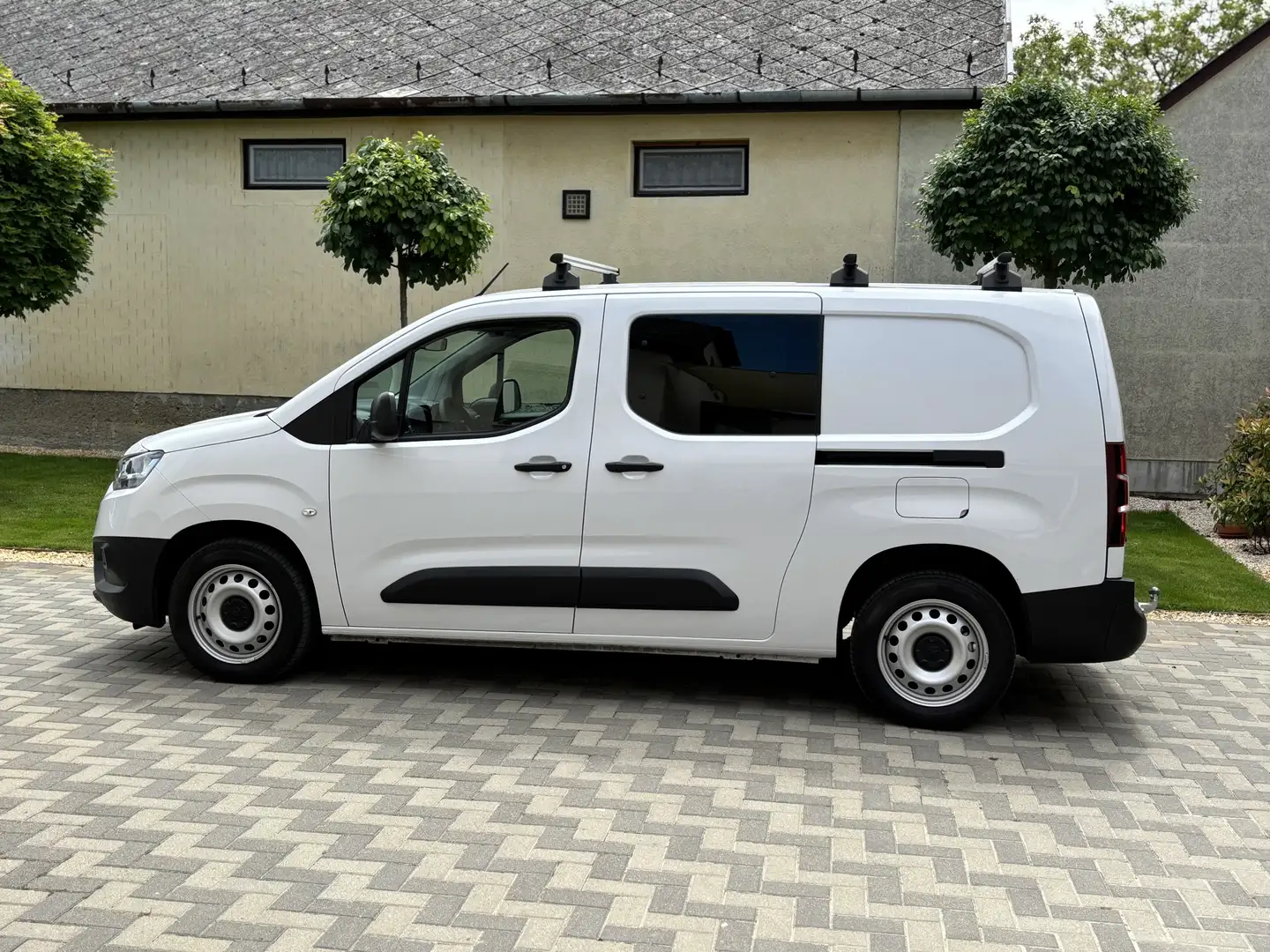 Toyota Proace City Proace City Verso L2 1,5 D-4D 102 Combi Combi Fehér - 1