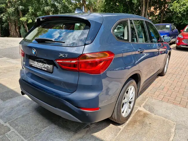 BMW X1 view 5