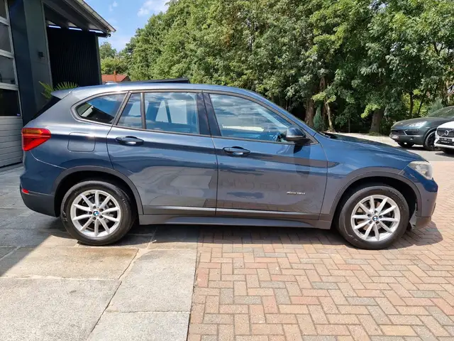 BMW X1 view 4