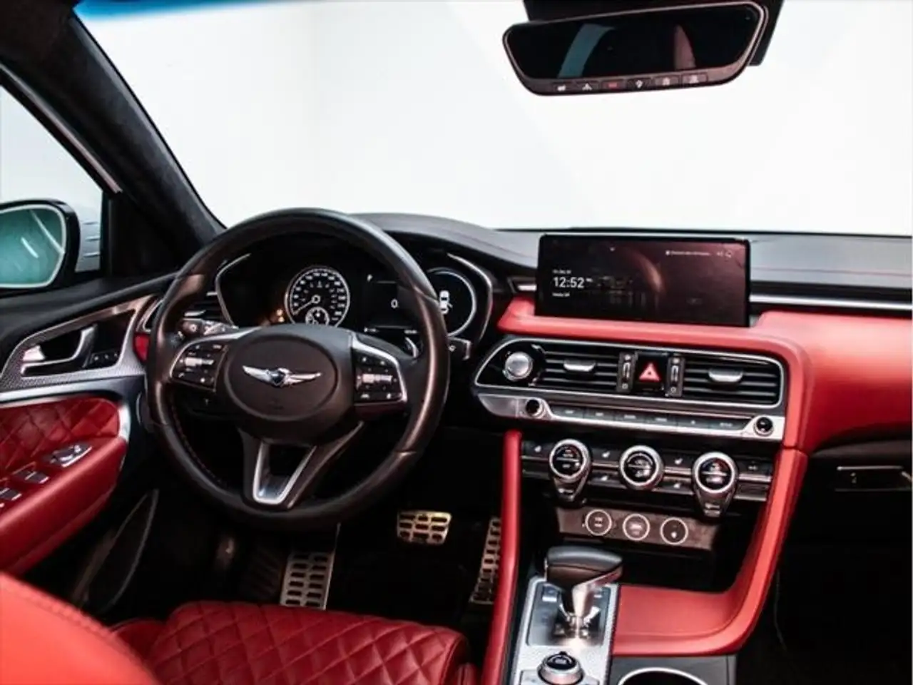 Genesis G70 снимка Genesis G70