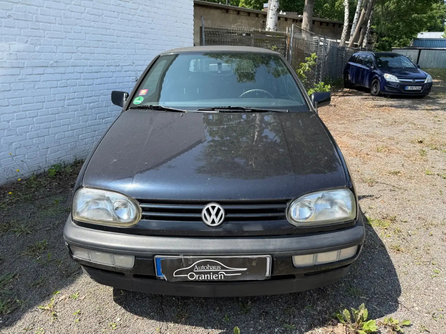 Volkswagen Golf CABRIO AUTOM. elek.VERECK,LEDER, TÜV 7/2026 Nero - 2