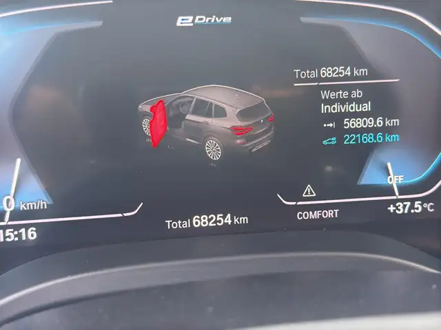 BMW X3 view 10