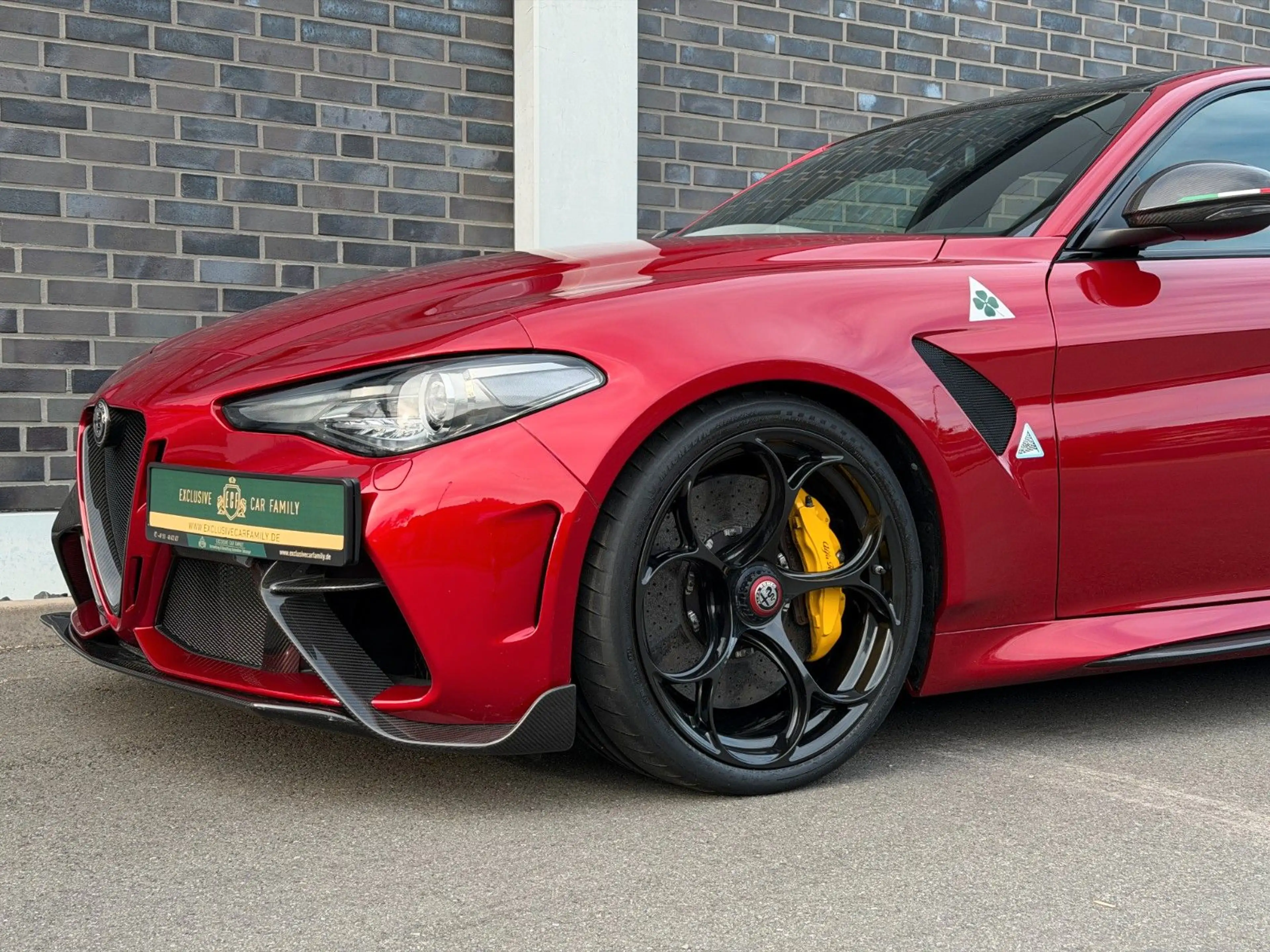 Alfa Romeo Giulia Quadrifoglio GTAm - No. 333/500 - 1. Hd — photo 9