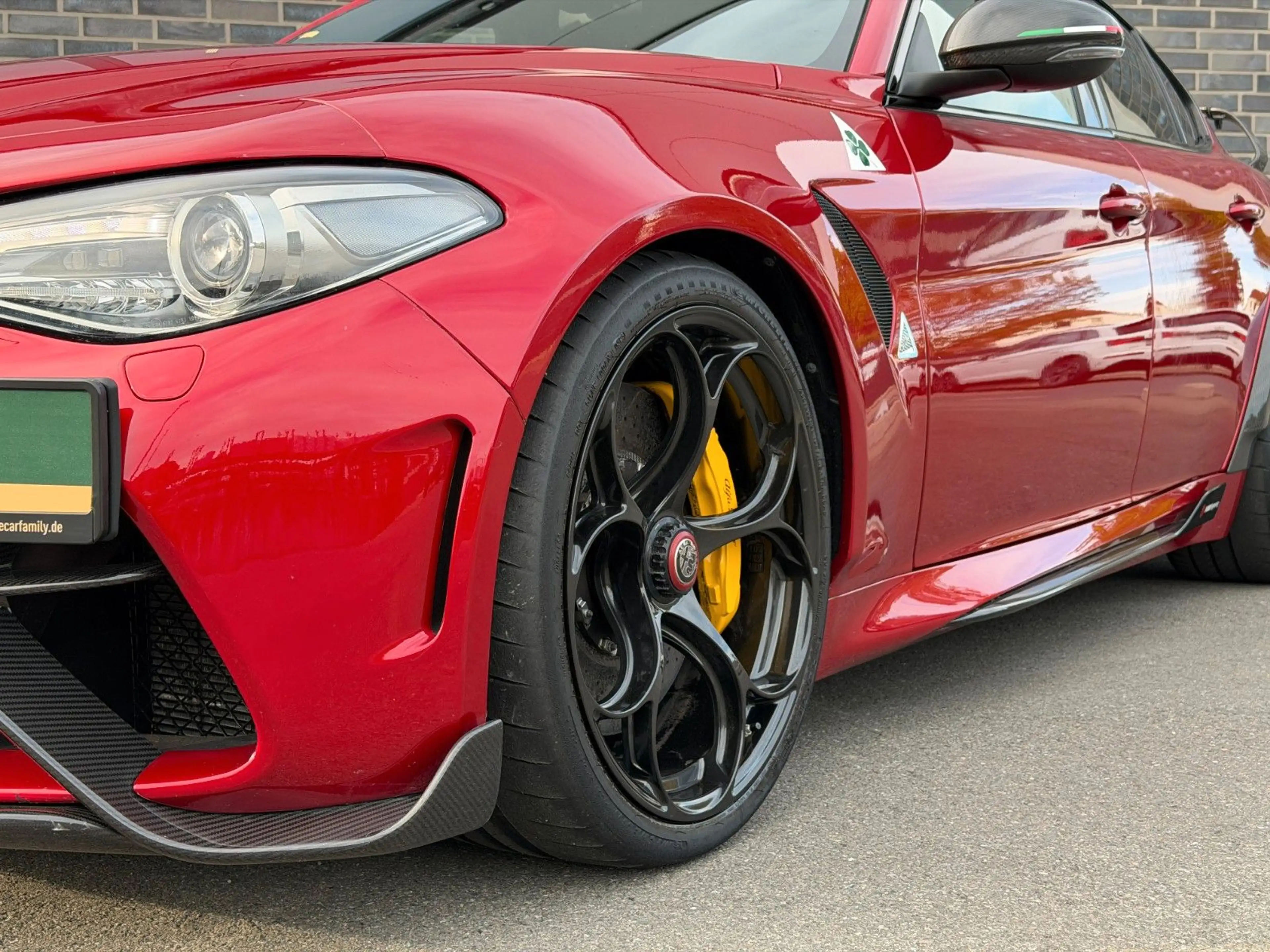 Alfa Romeo Giulia Quadrifoglio GTAm - No. 333/500 - 1. Hd — photo 13