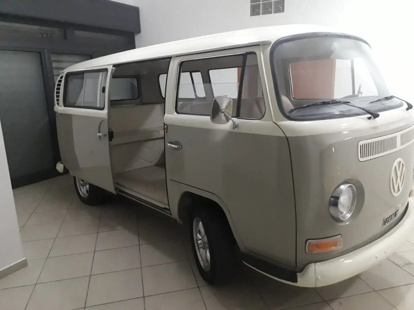 Volkswagen T2 Bej - 1
