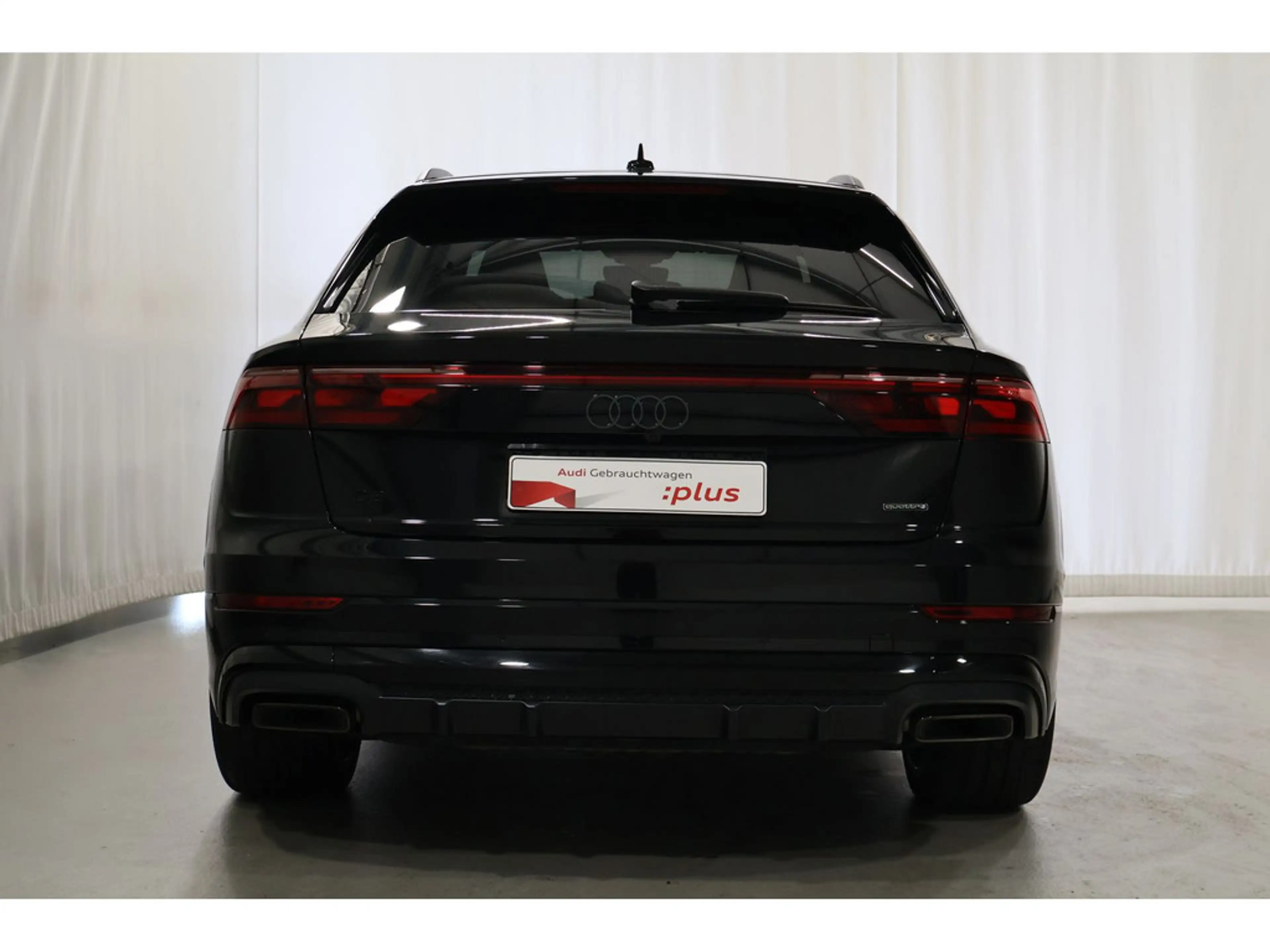 Audi Q8 60 TFSI e quattro B&O*Panorama*Matrix-LED * — photo 4