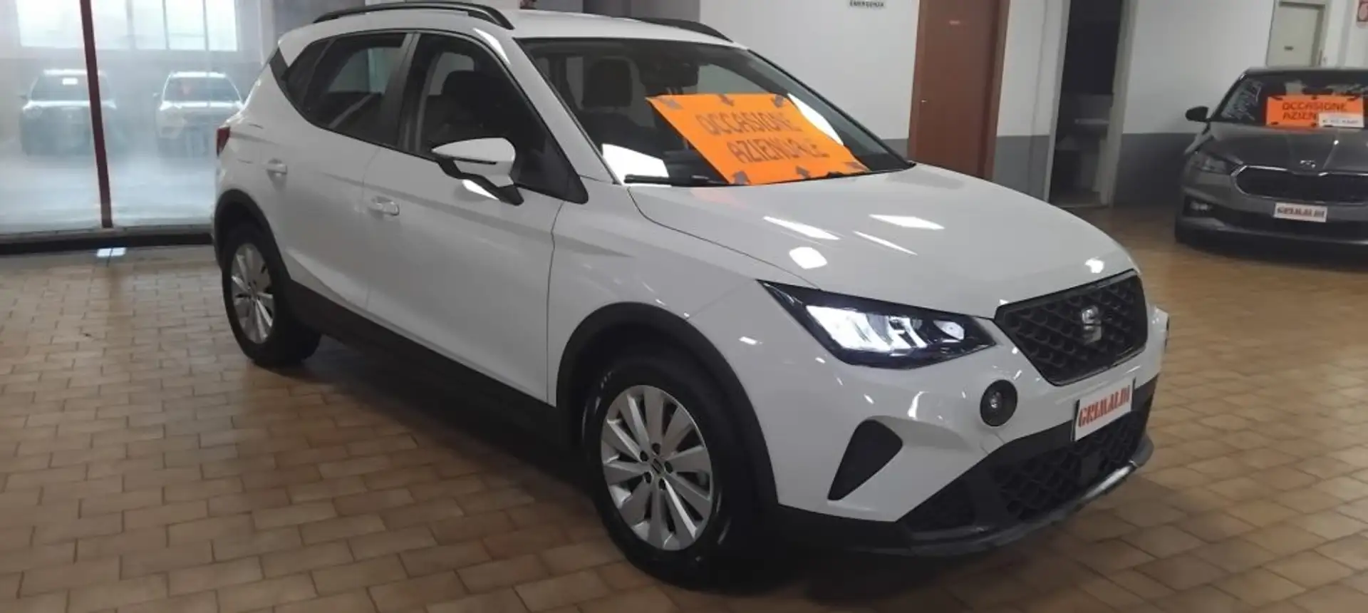 SEAT Arona 1.0 EcoTSI Style Grau - 1
