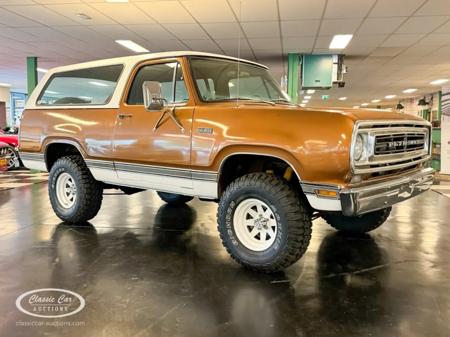 Plymouth TRAILDUSTER   - ONLINE AUCTION Коричневий - 1