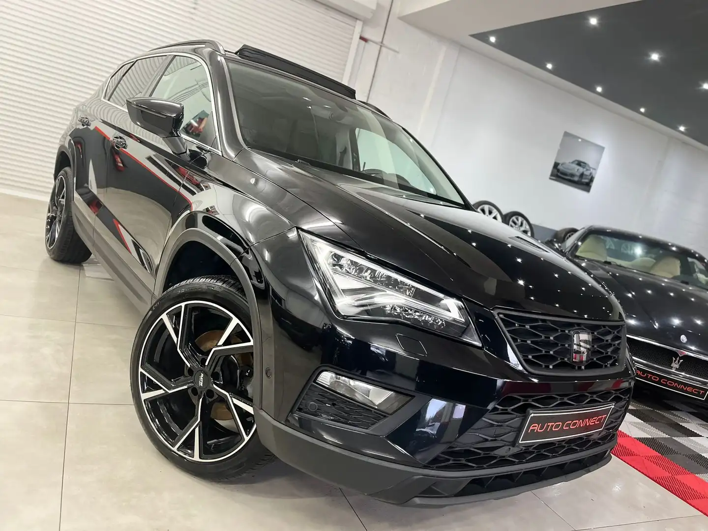 SEAT Ateca *TOIT PANO*JANTES*CUIR*NAVI*RADAR*NEUVE*SUPERBE* Noir - 1