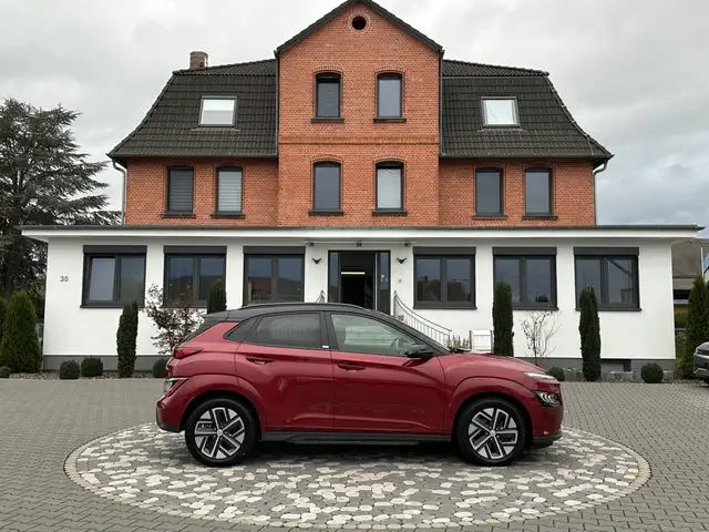 Hyundai KONA Prime LED ACC HUD LEDER WÄPU 64KWh