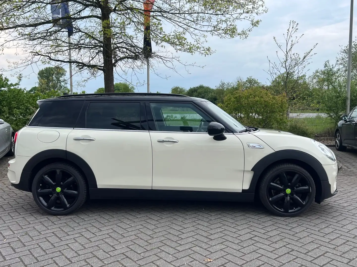 MINI Cooper S Clubman / Automatik / LED / Navi Blanc - 2