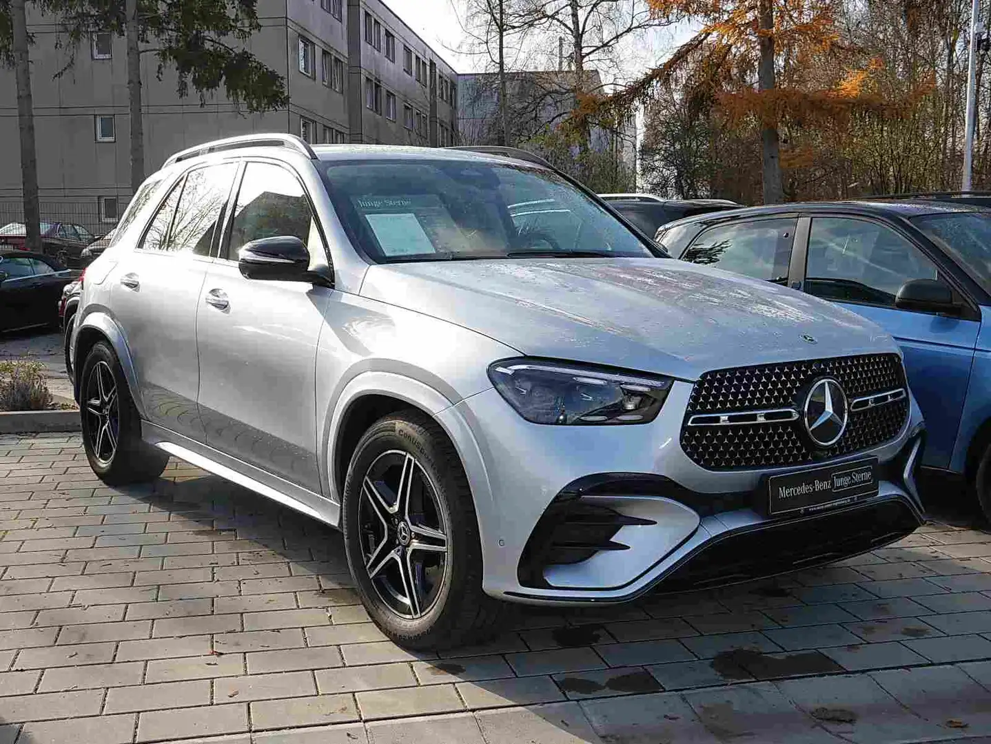 Mercedes-Benz GLE 450 d 4M AMG+NIGHT+360°+MULTIBEAM+AIRMATIC++ Silber - 2