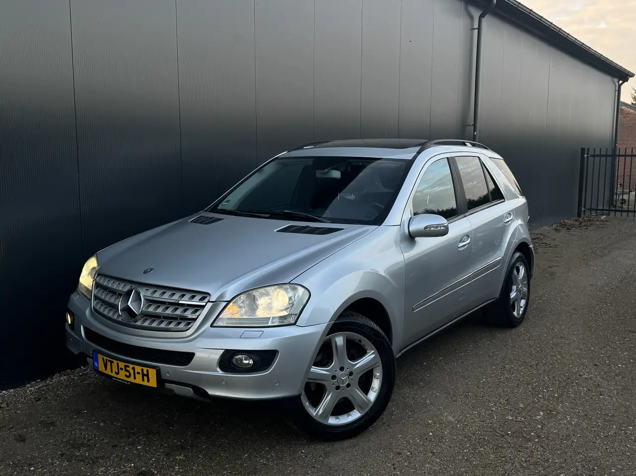 Mercedes-Benz ML 320