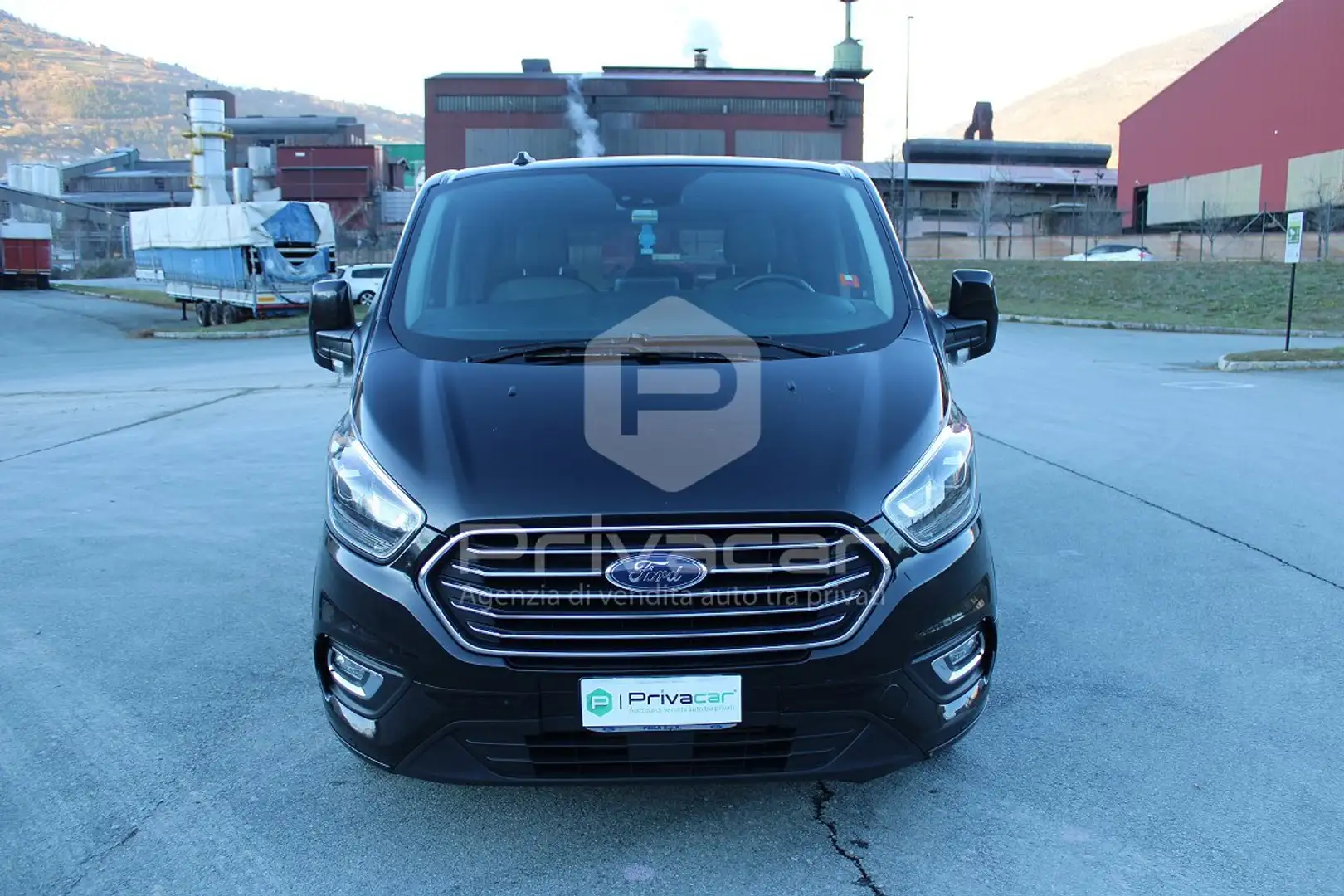 Ford Tourneo Custom Tourneo Custom 320 2.0 EcoBlue 185CV MHEV PL Titanium X Rot - 2