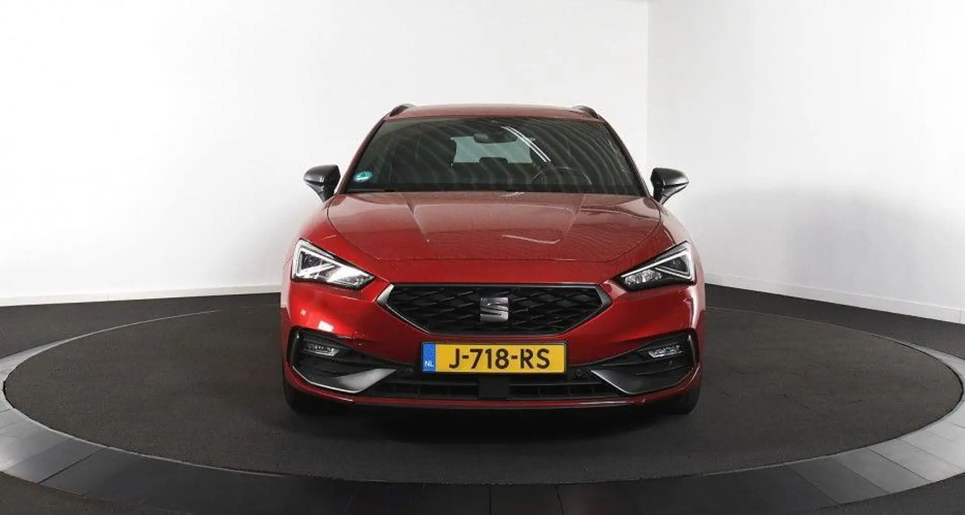 SEAT Leon Sportstourer 1.5 eTSI FR Parelmoer kleur / 12mnd g Rouge - 2