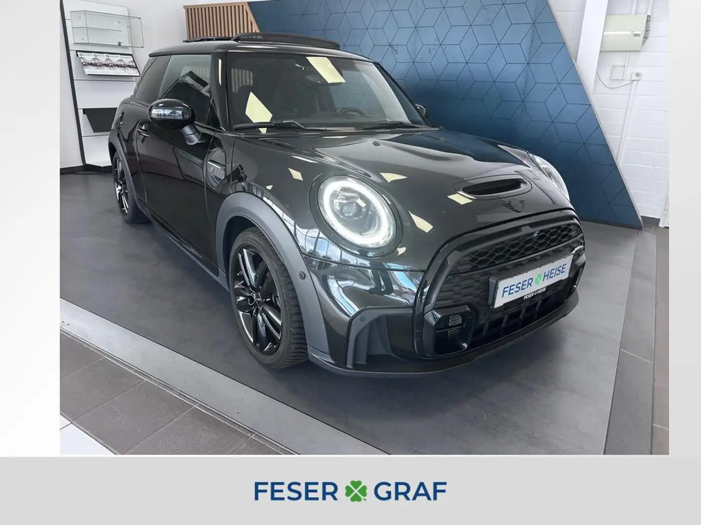 MINI Cooper S John Cooper Works Trim DSG PremiumPlus*Pano*Head-u Schwarz - 1