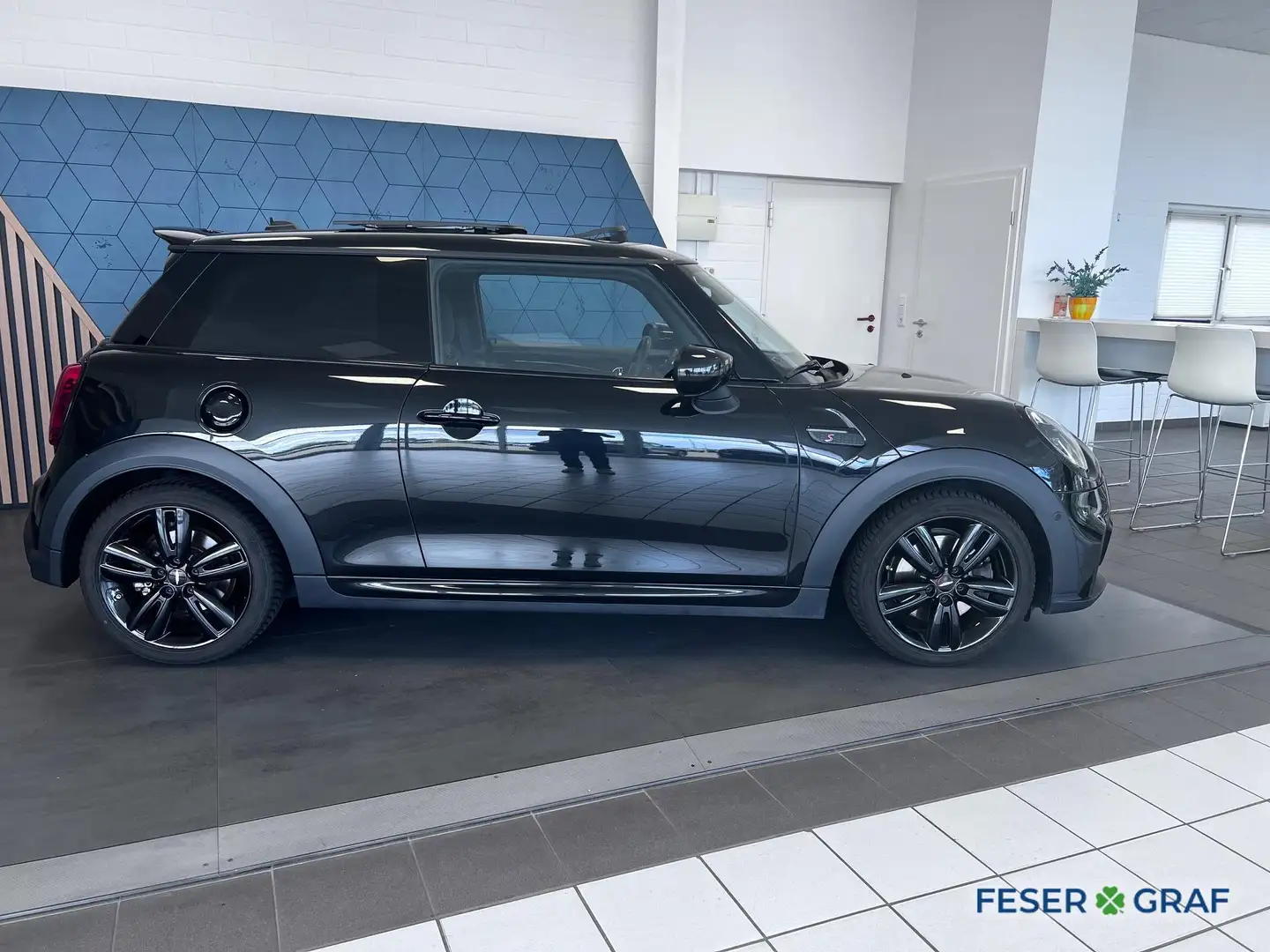 MINI Cooper S John Cooper Works Trim DSG PremiumPlus*Pano*Head-u Schwarz - 2