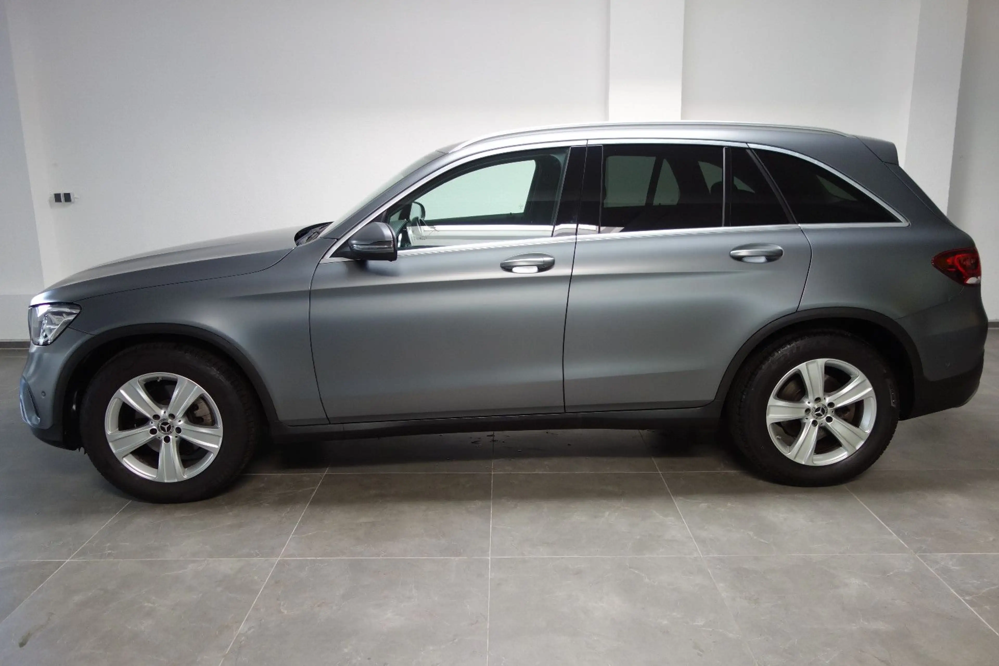 Mercedes-Benz GLC 200 d 4Matic Designo 9G/Leder/MBUX/Distronic+ — photo 7