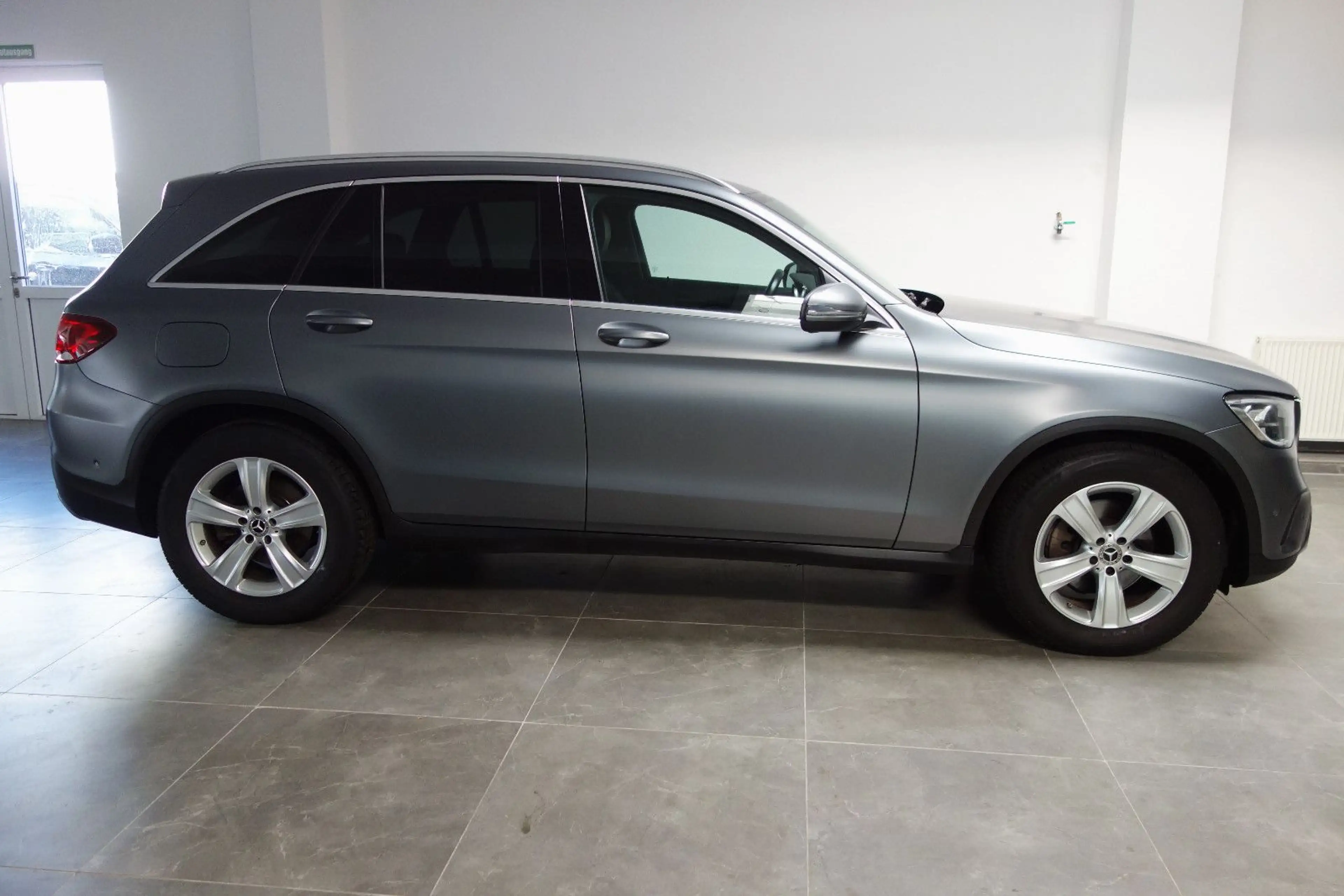 Mercedes-Benz GLC 200 d 4Matic Designo 9G/Leder/MBUX/Distronic+ — photo 8