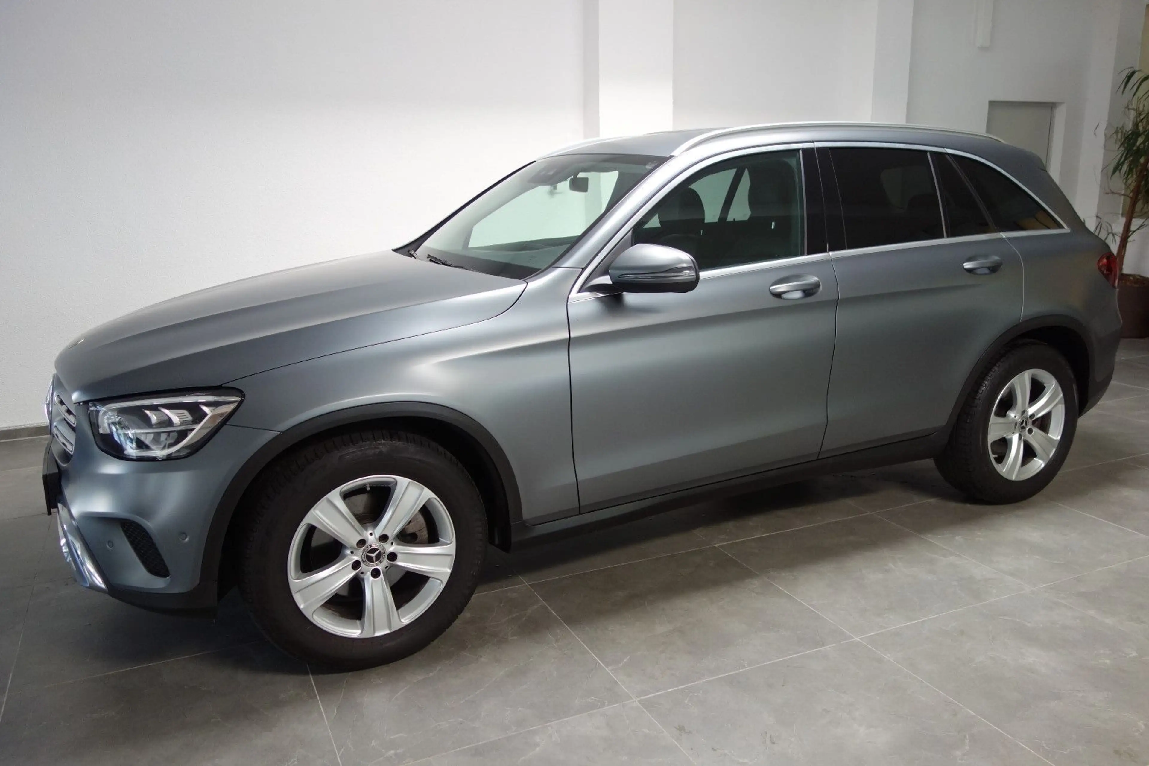 Mercedes-Benz GLC 200 d 4Matic Designo 9G/Leder/MBUX/Distronic+ — photo 5