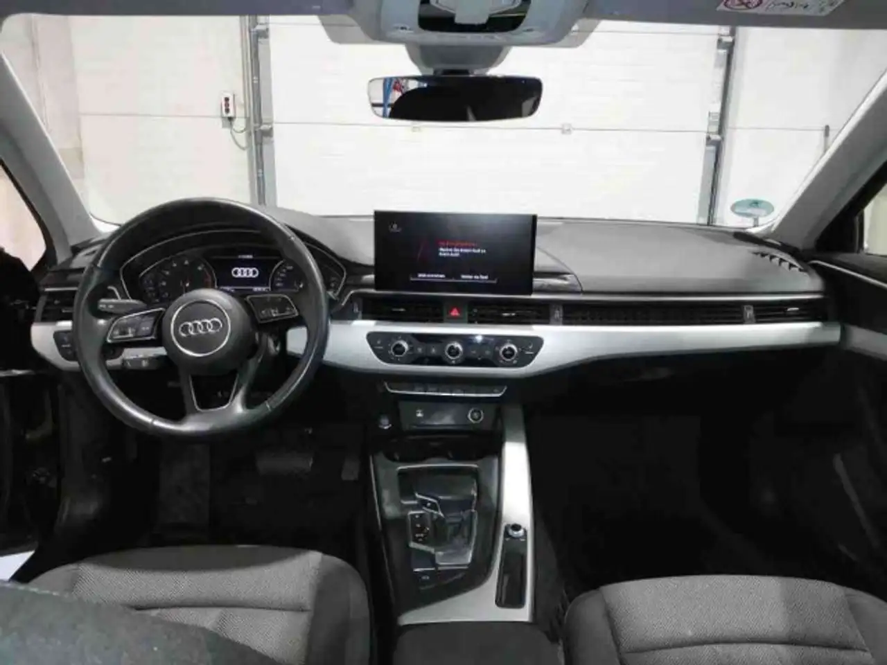 Audi A4 35 2.0 TFSI Avant basis 5