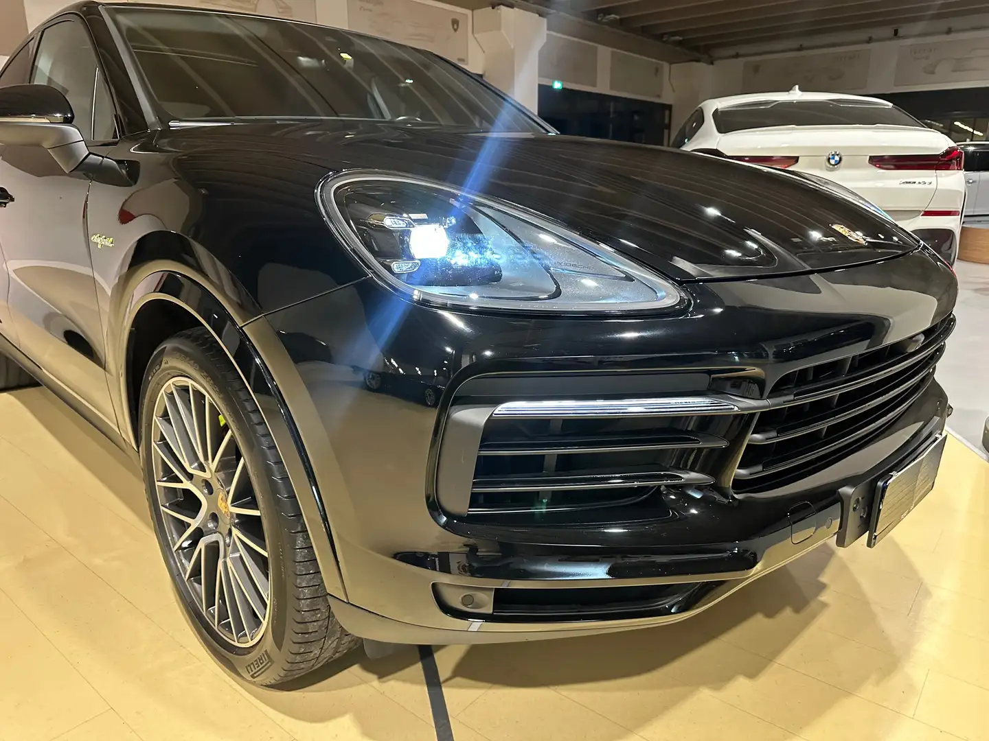 Porsche Cayenne Cayenne Coupe 3.0 e-hybrid  tiptronic Nero - 1