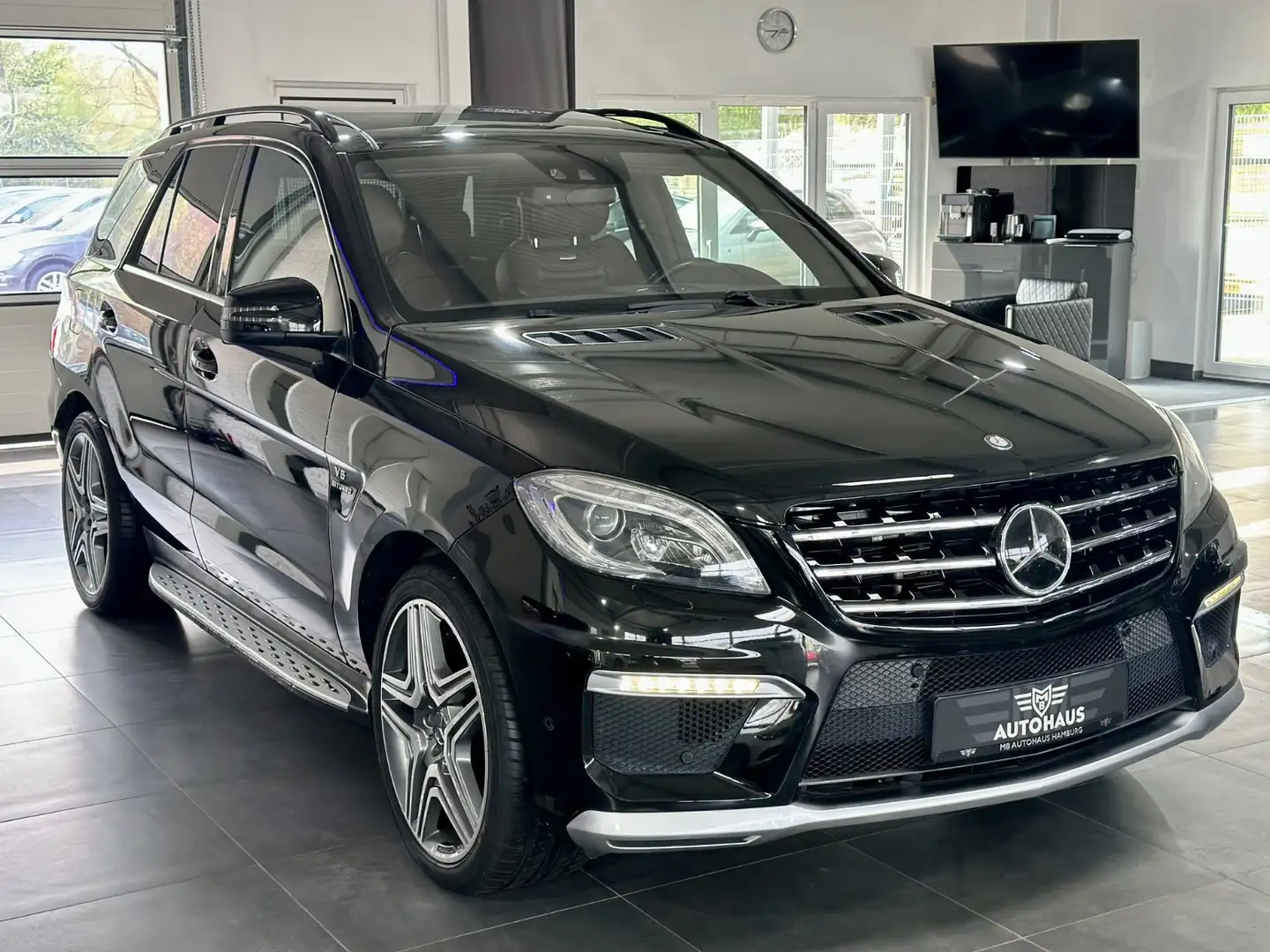 Mercedes-Benz ML 63 AMG Drivers-Pack,Pano,AHK,LED,TV,VOLL,TOP Schwarz - 2