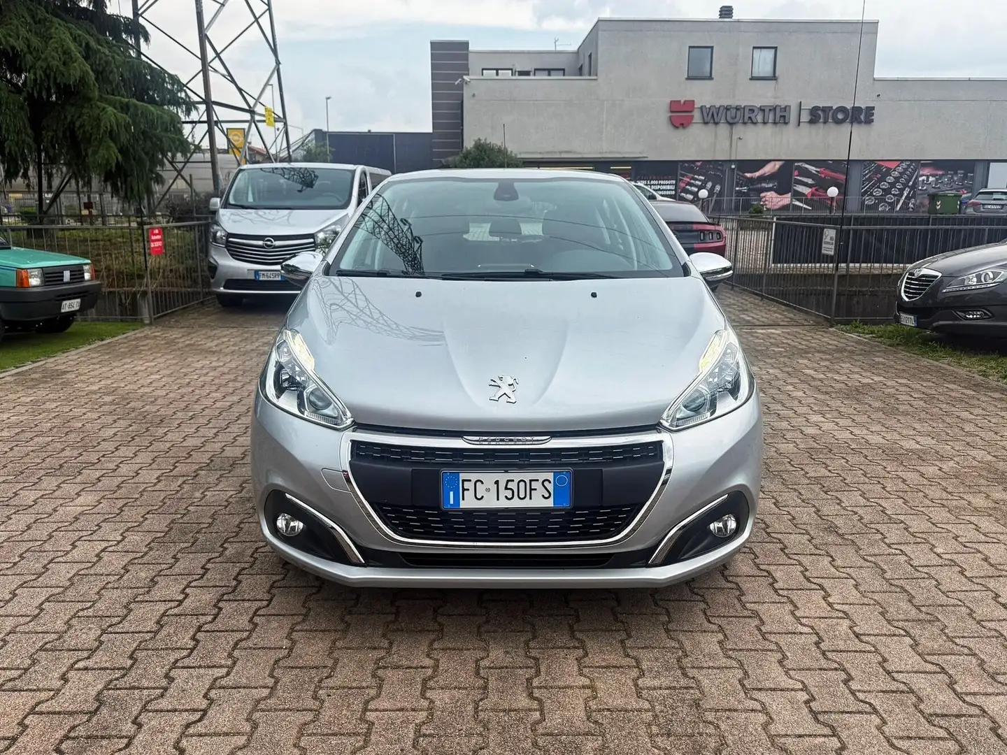 Peugeot 208 PureTech Turbo 110 EAT6 S&S 5 porte AUTOMATICA OK Silber - 2