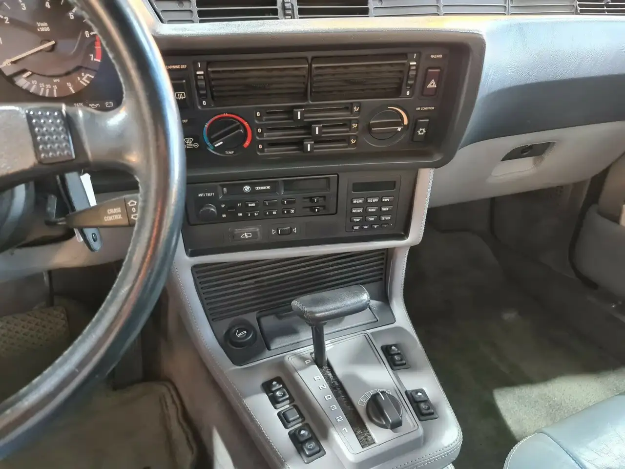 BMW 635 CSI KAT L6 ERSTLACK+E.SITZE+KLIMA+SCHIEBEDACH, foto 12