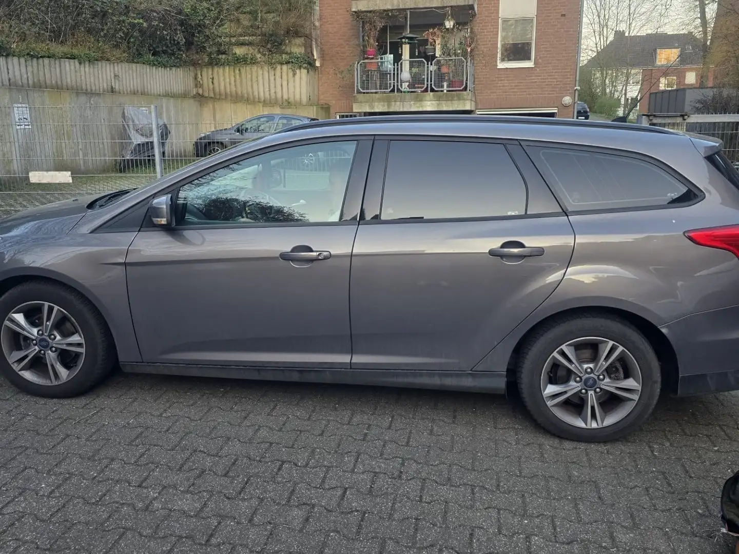 Ford Focus Turnier 1.6 TDCi DPF Trend - 1