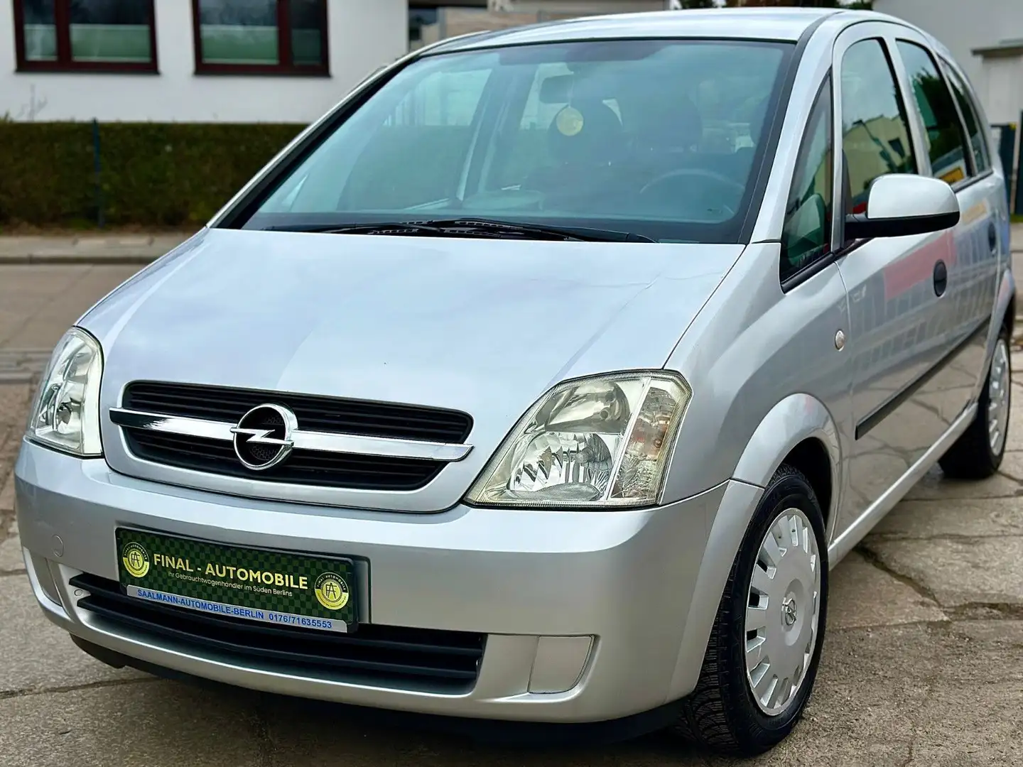 Opel Meriva 1.8 Cosmo * 2.-Hand * Klima * EFH * PDC * Grau - 1
