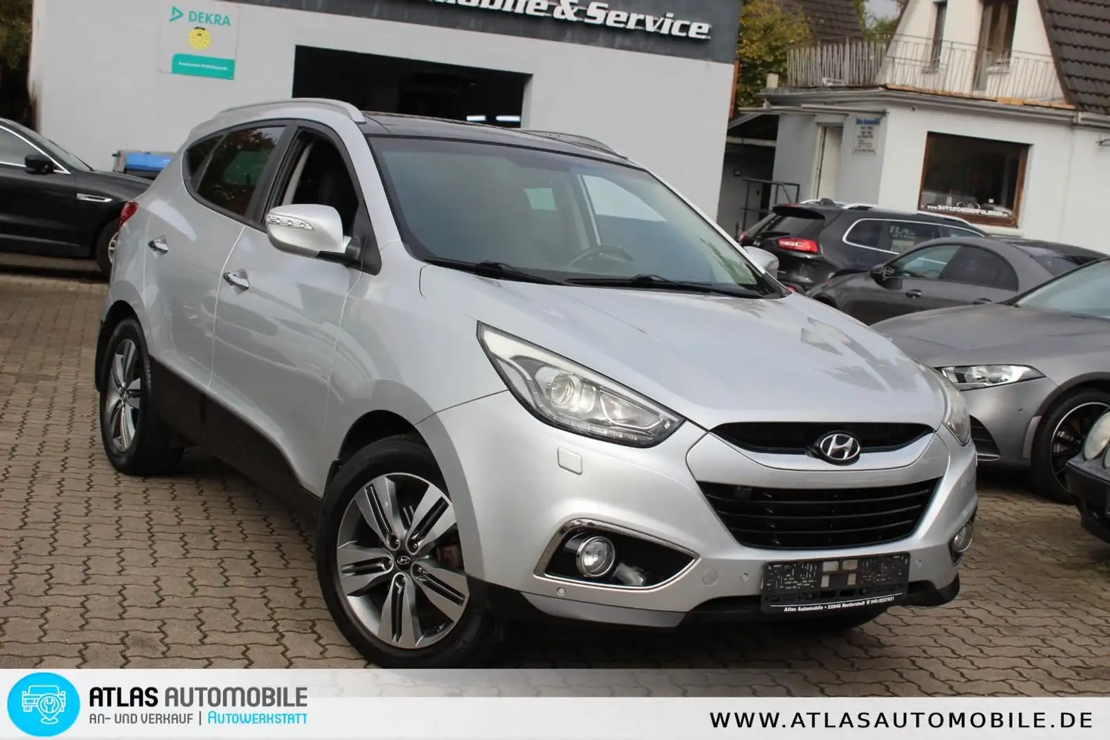 Hyundai iX35 iX35 Style AWD 2,0 CRDI LEDER=NAVI=XENON=PANORAM Silber - 1