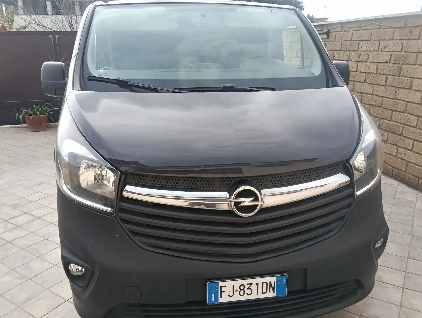 Opel Vivaro - 2