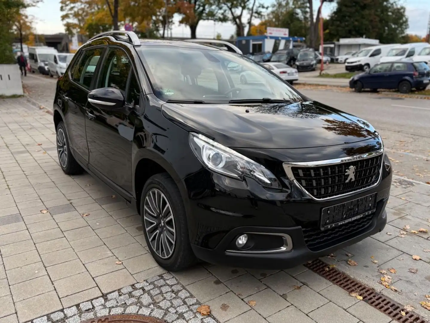 Peugeot 2008 Active1.2 PureTech 110 Facelief PDC Str/Stp - 1