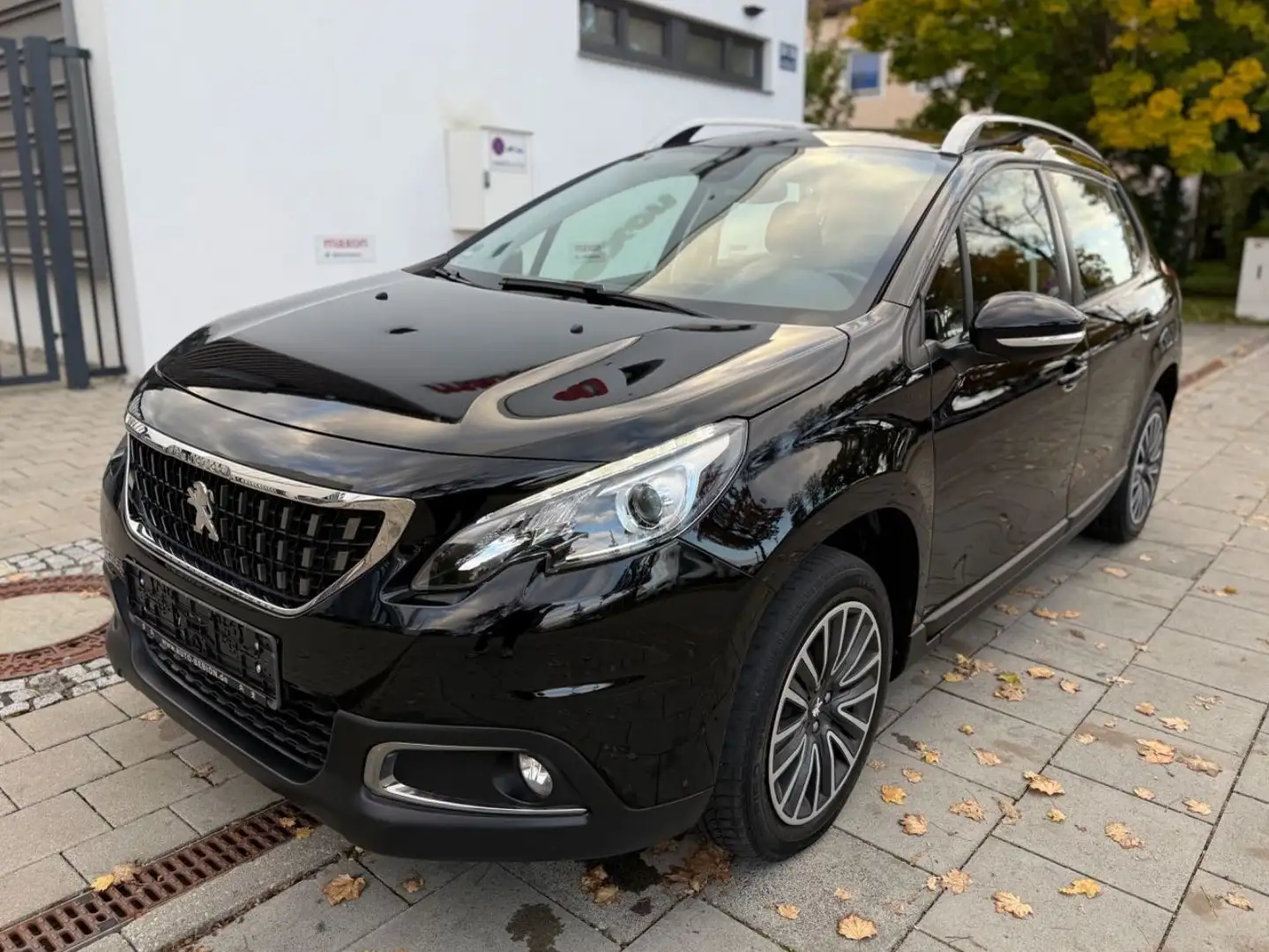 Peugeot 2008 Active1.2 PureTech 110 Facelief PDC Str/Stp - 2