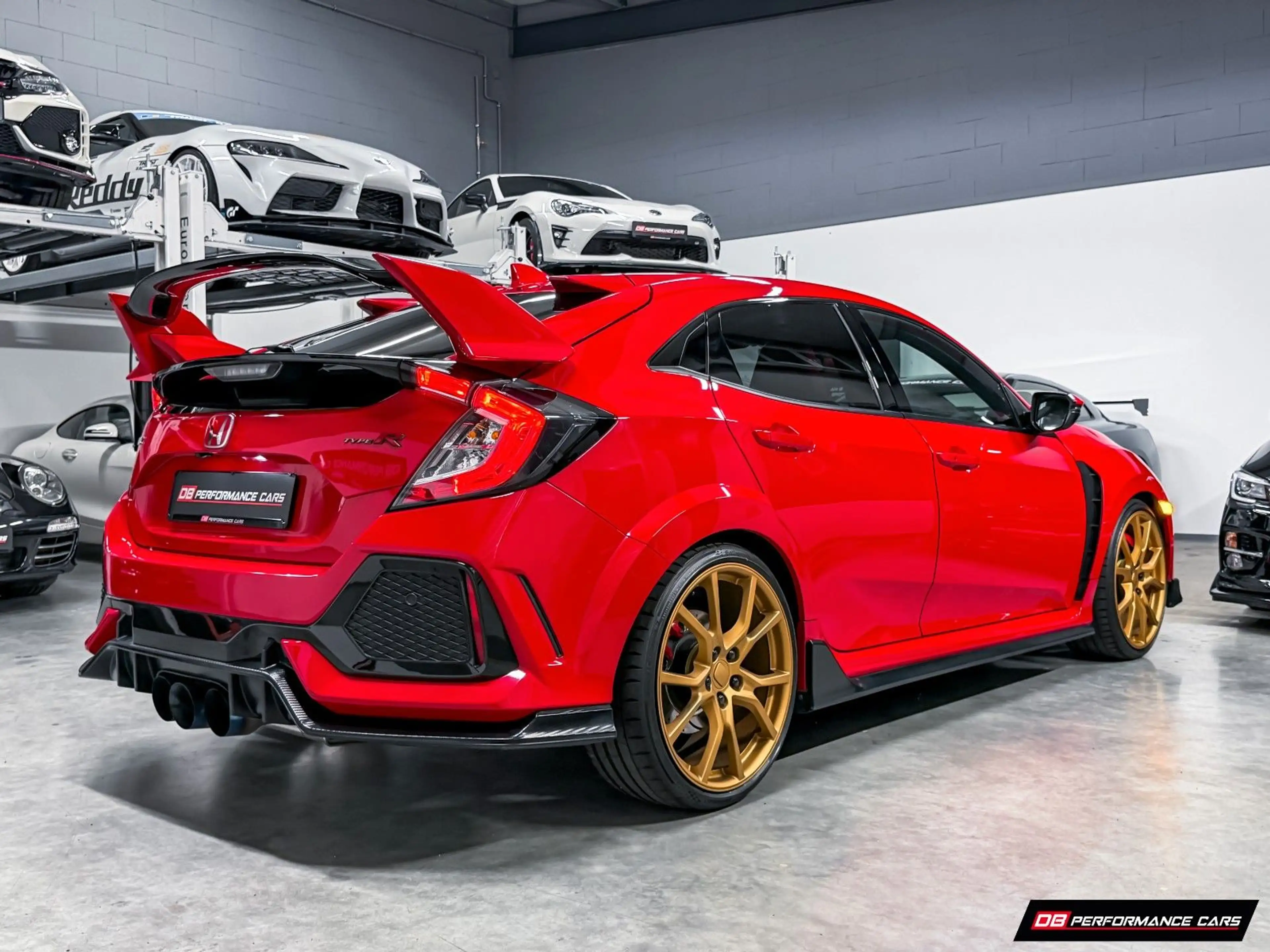 Honda Civic Type R, hochwertige Upgrades — photo 5