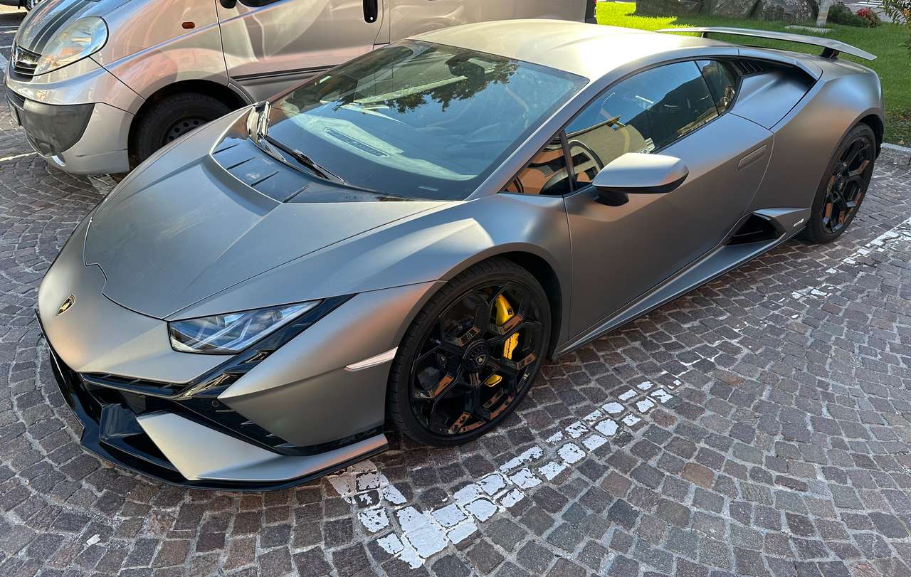 Lamborghini Huracán Huracan Coupe Huracan Coupe 5.2 Tecnica 640cv rwd