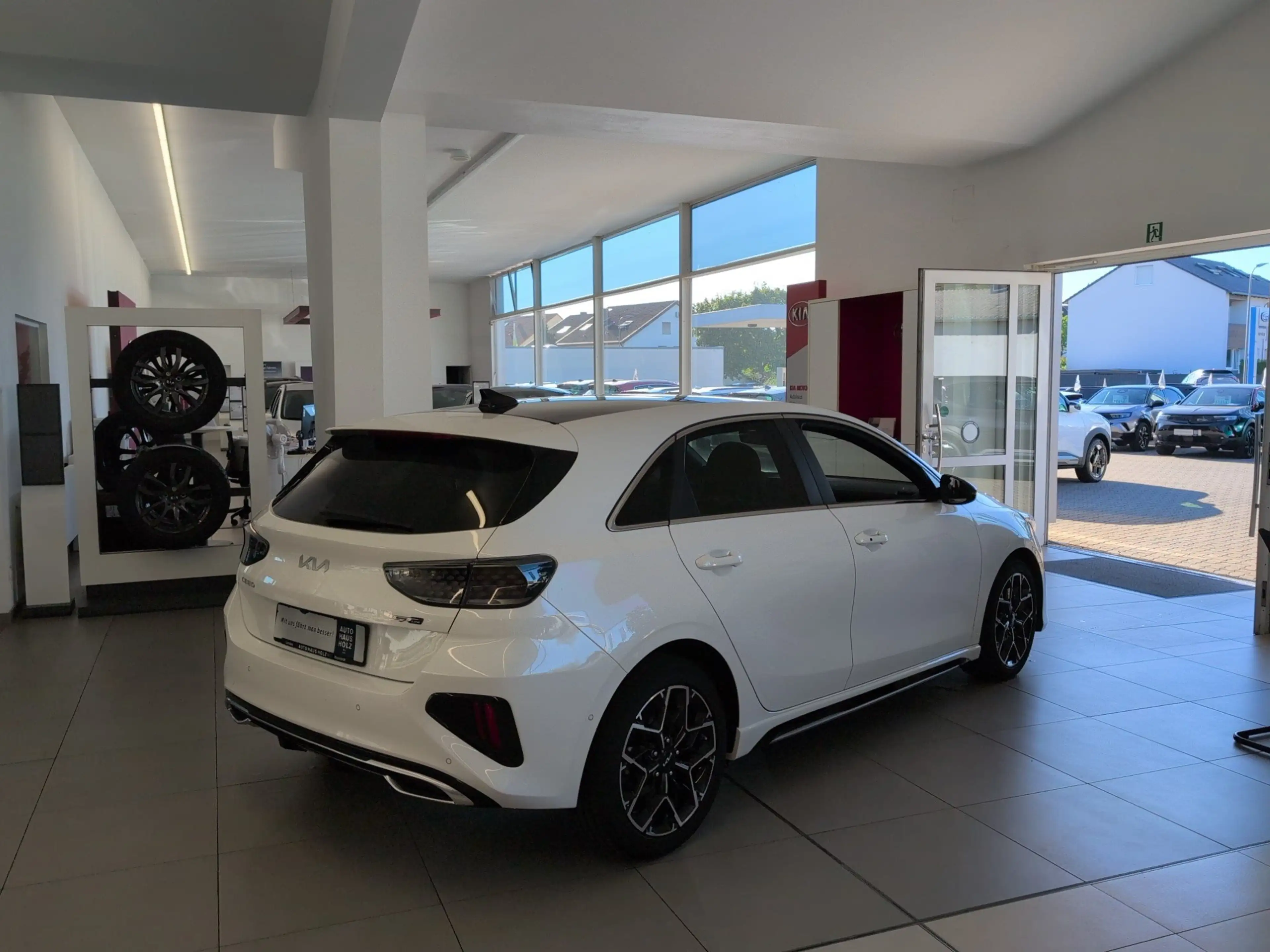 Kia Ceed / cee'd Ceed 1.5 T-GDI DCT GT-Line Glasdach Navi — photo 4