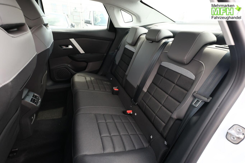Citroen C4 X PLUS SHZ AHK Kam AWR CarP DigC PDC 17Z DAB 96 k... — photo 9