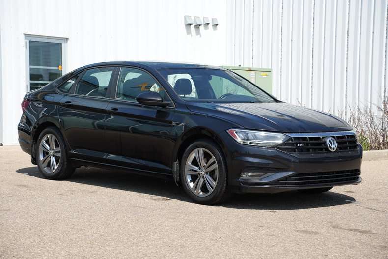 2019 Volkswagen Jetta Highline — снимка 1