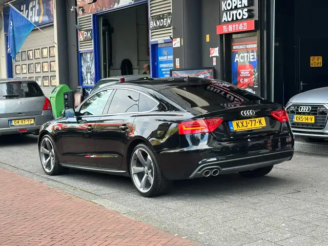 Audi A5 view 2
