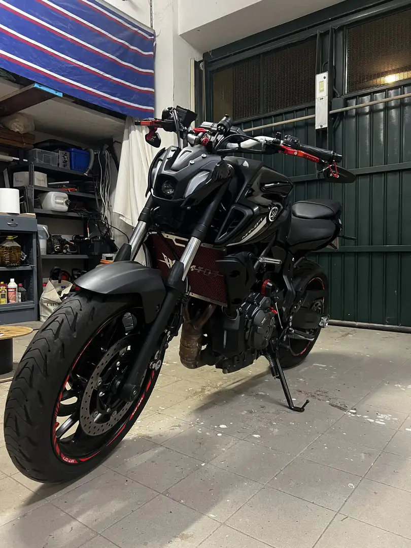 Yamaha MT-07 pure 2024 - 2
